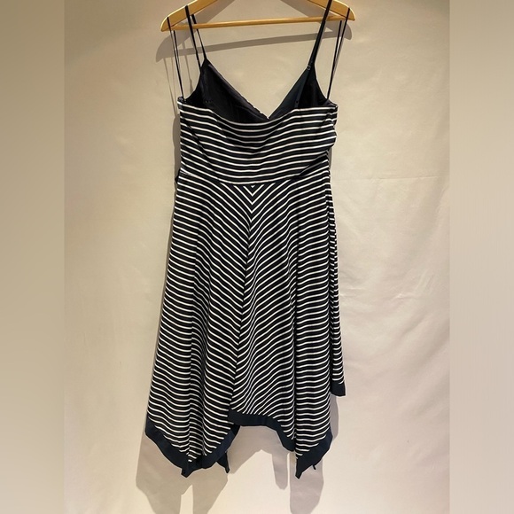 Banana Republic Stripe Strappy Handkerchief-Hem Dress, size 12 - Picture 3 of 7